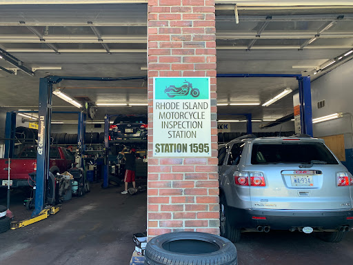 Auto Repair Shop «Barrington Automotive», reviews and photos, 235 New Meadow Rd, Barrington, RI 02806, USA