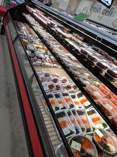 Korean Grocery Store «H Mart», reviews and photos, 3301 184th St SW, Lynnwood, WA 98037, USA