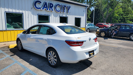 Car City, 2190 Henry St, Muskegon, MI 49441, USA, 
