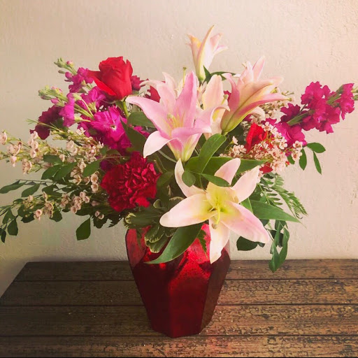 Florist «Open Air Designs - Florist | Wedding Planning | Gifts», reviews and photos, 607 N Myrtle Ave, Clearwater, FL 33755, USA