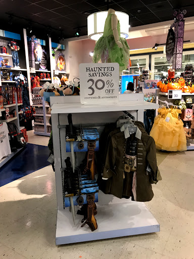 Toy Store «Disney Store», reviews and photos, 2701 Bergen Town Center, Paramus, NJ 07652, USA
