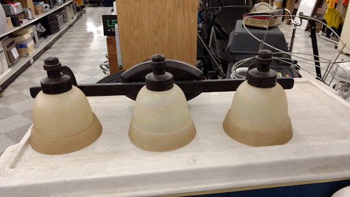 Thrift Store «This-N-That Thrift Store Vancouver Plaza», reviews and photos, 7601 NE Vancouver Plaza Dr, Vancouver, WA 98662, USA