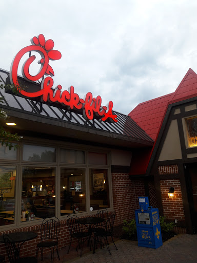 Fast Food Restaurant «Chick-fil-A», reviews and photos, 221 Banks Sta, Fayetteville, GA 30214, USA