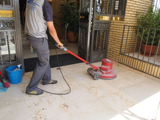 Servi-Limp Camas Limpiezas S C en Camas, Sevilla