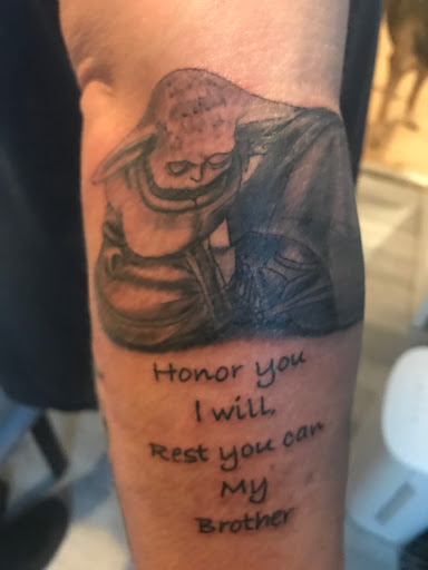 Explore sunflower arm tattoo ideas, creative tattoo ideas in Bristol, available at Hartford County Tattoo