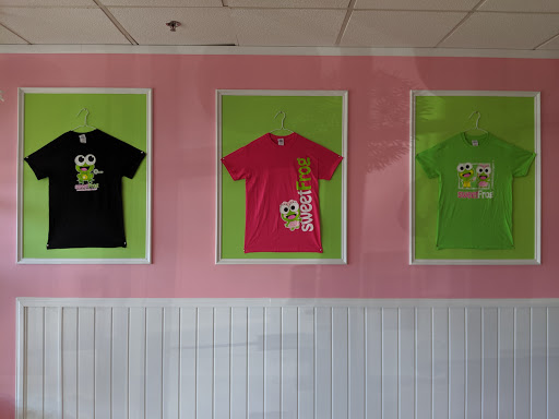 Frozen Yogurt Shop «sweetFrog», reviews and photos, 34 Shunpike Rd #28, Cromwell, CT 06416, USA