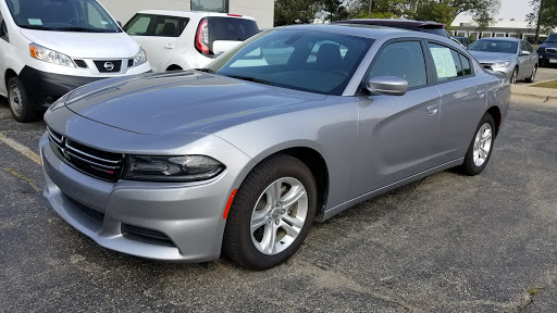 Used Car Dealer «Hertz Car Sales Des Plaines», reviews and photos, 2170 Mannheim Rd, Des Plaines, IL 60018, USA