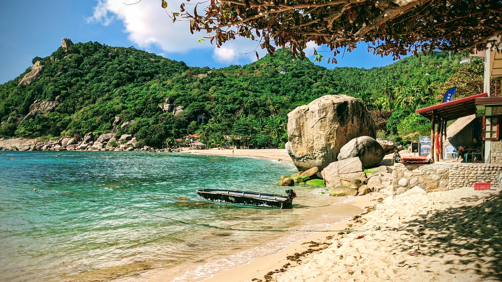 Foto von Ao Tanote Beach mit beiger sand Oberfläche