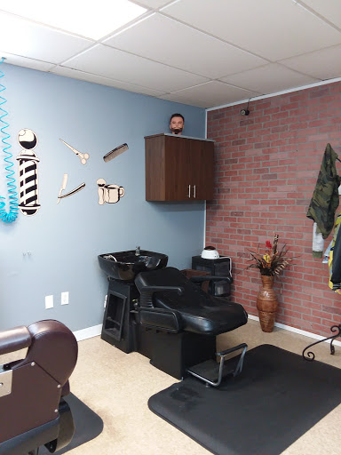 Barber Shop «Tampa legends Barbershop Llc», reviews and photos, 6751 N Armenia Ave #1, Tampa, FL 33604, USA