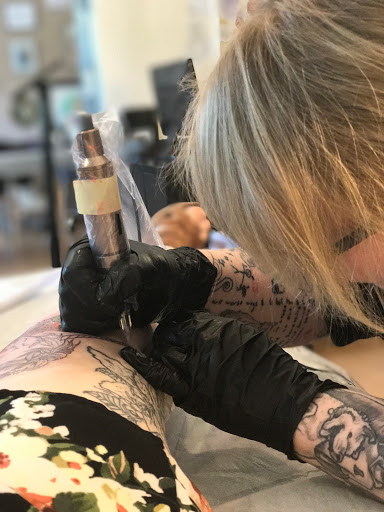 Tattoo Shop «4Points Body Gallery», reviews and photos, 4222 Nicollet Ave, Minneapolis, MN 55409, USA