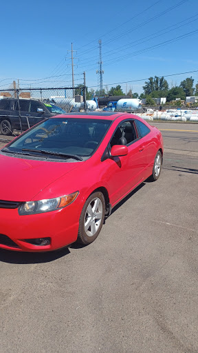 Used Car Dealer «Pacific Cars & Trucks», reviews and photos, 1735 State Hwy 99 N, Eugene, OR 97402, USA