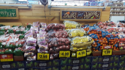 Grocery Store «Grocery Outlet Bargain Market», reviews and photos, 299 D St NE, Salem, OR 97301, USA