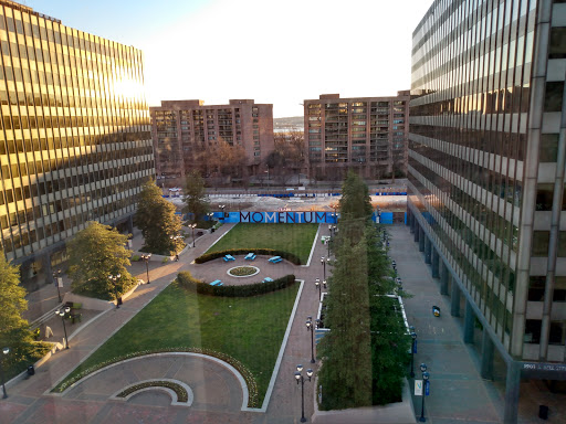 Shopping Mall «Crystal City Shops», reviews and photos, 2200 Crystal Dr, Arlington, VA 22202, USA