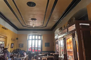 La Plata Cafe image