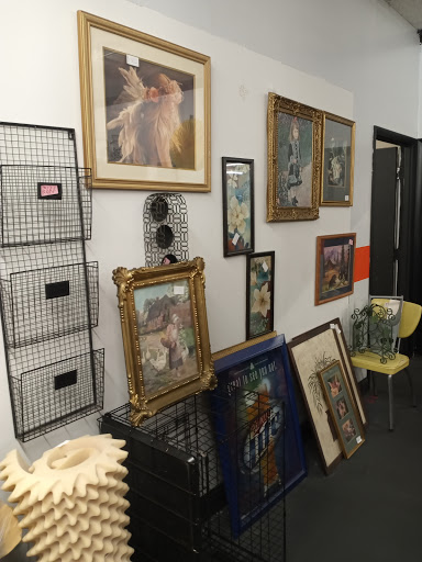 Shopping Mall «Village Square Shopping Center», reviews and photos, 2800 Recker Hwy, Winter Haven, FL 33880, USA