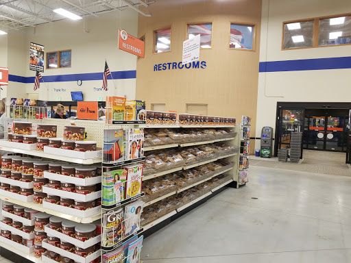 Department Store «Mills Fleet Farm», reviews and photos, 3875 SE Delaware Ave, Ankeny, IA 50021, USA