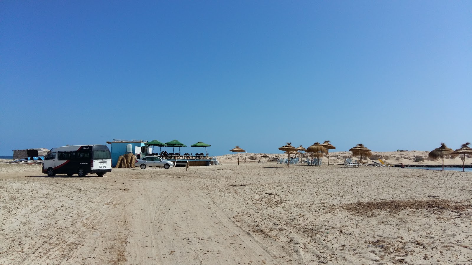 Foto van Lella Hadhria beach gelegen in een natuurlijk gebied