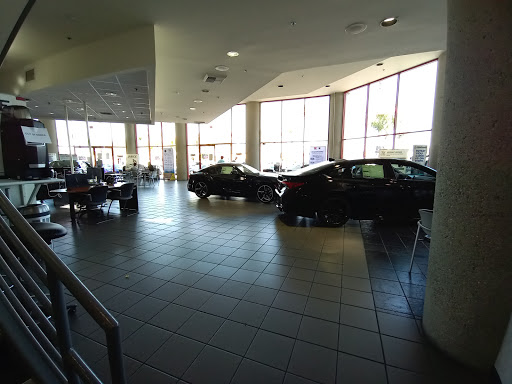 Toyota Dealer «AutoNation Toyota Buena Park», reviews and photos, 6400 Beach Blvd, Buena Park, CA 90621, USA