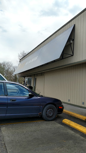 Liquor Store «SoBro Spirits. Wine. Craft Beer», reviews and photos, 1721 E 52nd St, Indianapolis, IN 46205, USA