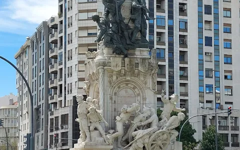 Monumento Aos Heróis da Guerra Peninsular image