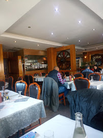 Atmosphère du Restaurant chinois Villa Bussy « Restaurant HongKongais » à Bussy-Saint-Georges - n°6