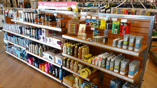 Marine Supply Store «West Marine», reviews and photos, 12350 Wayzata Blvd, Minnetonka, MN 55305, USA