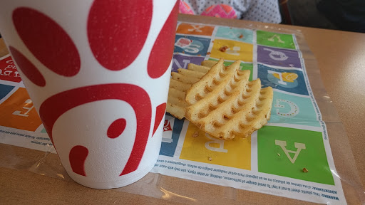 Fast Food Restaurant «Chick-fil-A», reviews and photos, 900 E US Hwy 80, Forney, TX 75126, USA