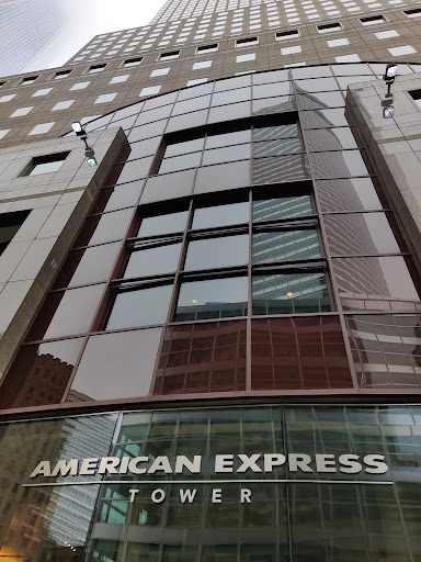 Financial Institution «American Express Co», reviews and photos