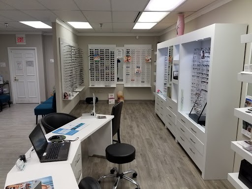 Optometrist «Dr. Howard Budner & Associates Optometrists», reviews and photos, 4084 University Dr #204, Fairfax, VA 22030, USA