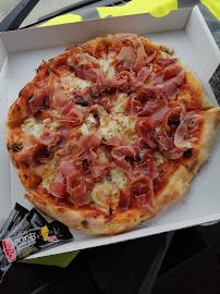 Plats et boissons du Pizzeria Pizza Luccia à Caumont - n°7