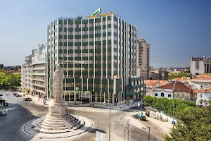 Holiday Inn Lisbon, an IHG Hotel image