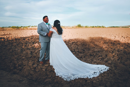 Bridal Shop «Strut Bridal Salon - Sizes 12+», reviews and photos, 4264 Atlantic Ave, Long Beach, CA 90807, USA