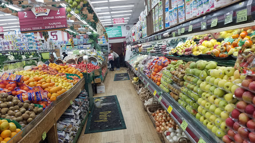 Supermarket «Trade Fair Supermarket», reviews and photos, 13010 Metropolitan Ave, Richmond Hill, NY 11418, USA