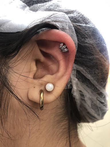 Brujas Tattoos and Piercings