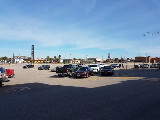 Shopping Mall «Galvez Shopping Center», reviews and photos, 6228 Broadway St, Galveston, TX 77551, USA