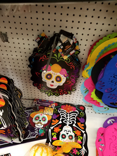 Sporting Goods Store «Big 5 Sporting Goods - Covina», reviews and photos, 543 N Azusa Ave, Covina, CA 91722, USA