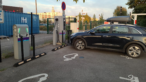 Pass Pass électrique Charging Station à Valenciennes