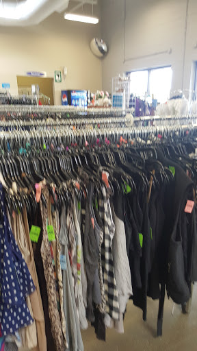 Thrift Store «Goodwill Store & Donation Center», reviews and photos, 543 North Ave, Glendale Heights, IL 60139, USA