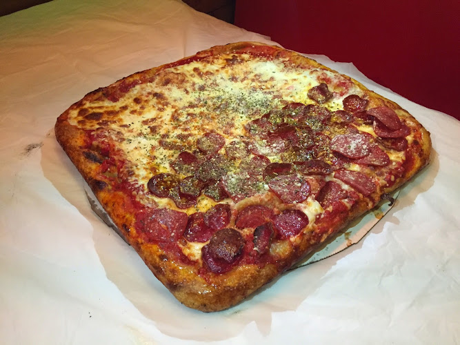 #10 best pizza place in St. Augustine - Tony's Pizza New York Style