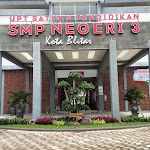 Review SMP Negeri 3 Kota Blitar
