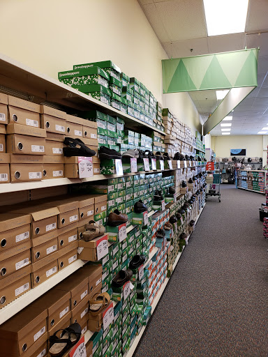 Shoe Store «Shoe Carnival», reviews and photos, 3271 Marketplace Dr, Council Bluffs, IA 51501, USA