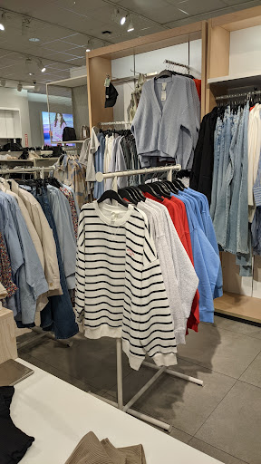 Shopping Mall «Solomon Pond Mall», reviews and photos, 601 Donald Lynch Blvd, Marlborough, MA 01752, USA