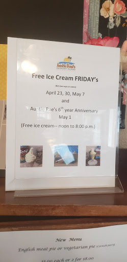 Cafe «Auntie Rae’s Dessert Island», reviews and photos, 4704 Holladay Blvd E, Holladay, UT 84117, USA