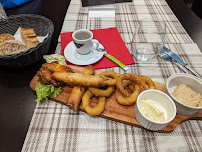 Plats et boissons du Restaurant de grillades Le Bosphore - Grillades du Port à Perros-Guirec - n°4