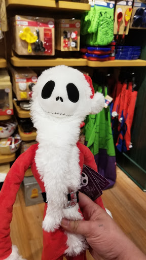 Toy Store «Disney Store», reviews and photos, 1 Sun Valley Mall, Concord, CA 94520, USA