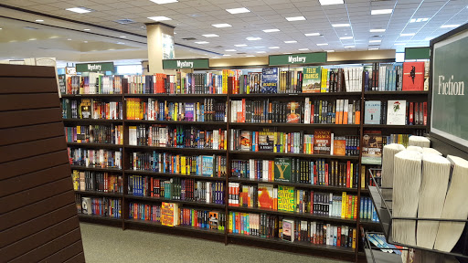 Book Store «Barnes & Noble», reviews and photos, 1291 Promenade Pl, Eagan, MN 55121, USA