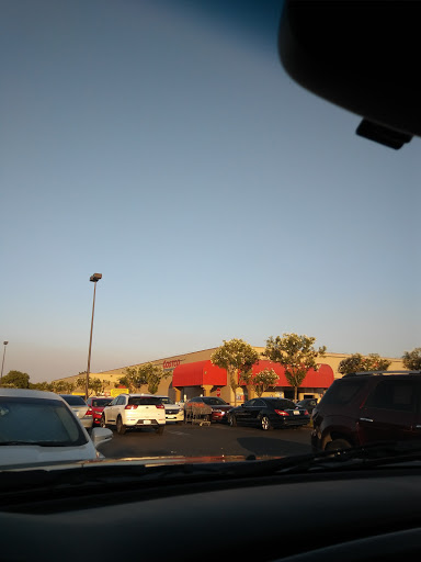 Warehouse store «Costco Wholesale», reviews and photos, 380 Ashlan Ave, Clovis, CA 93612, USA