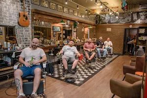 O Conde Barbearia image