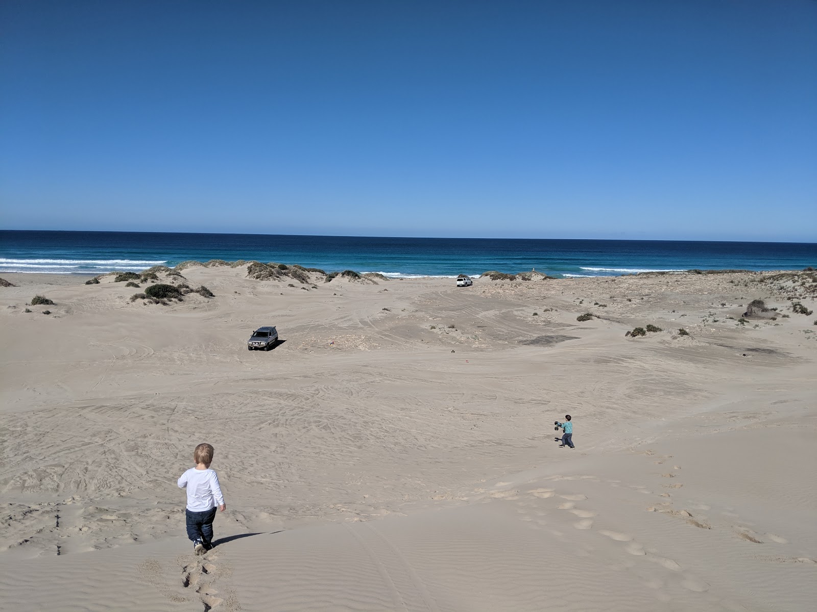Mary Ellis Wreck Beach的照片 带有宽敞的海岸