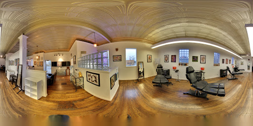 Tattoo Shop «Grinn & Barrett Tattoo and Piercing», reviews and photos, 3021 Leavenworth St, Omaha, NE 68105, USA